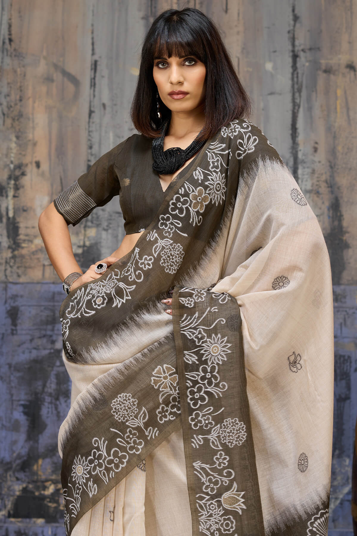 Beige and Black Handloom Munga cotton Silk Saree
