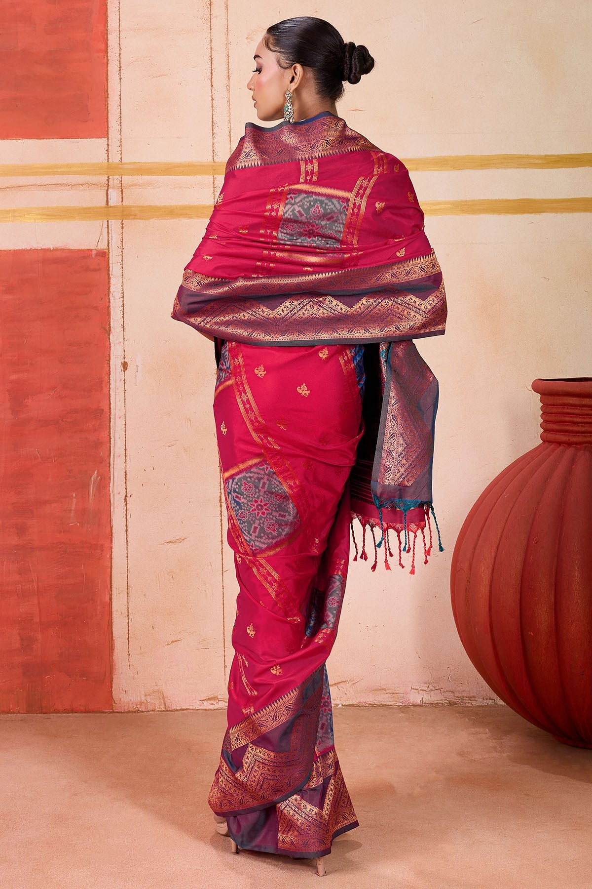 Burnt Pink Handloom Banarasi Silk Saree