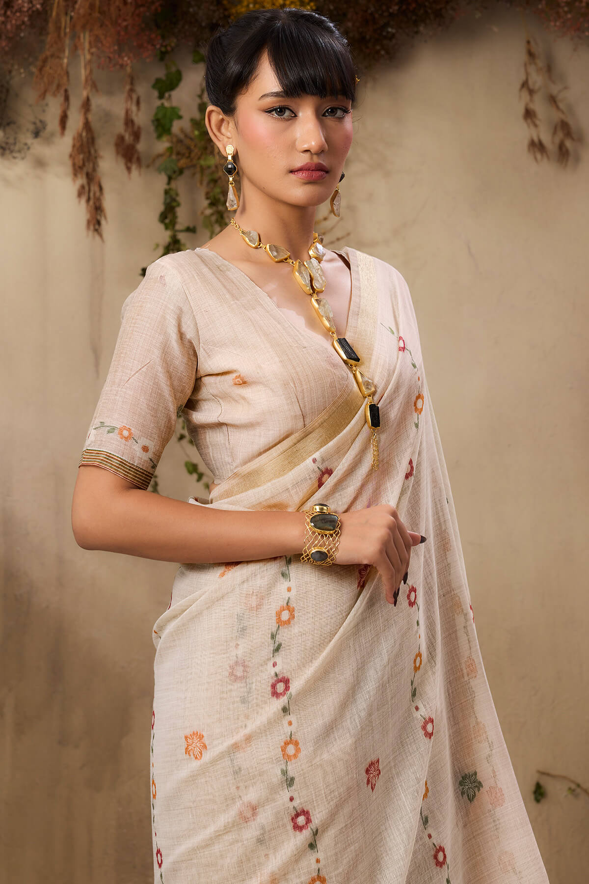 Buttermilk Beige Handloom Munga cotton Silk Saree