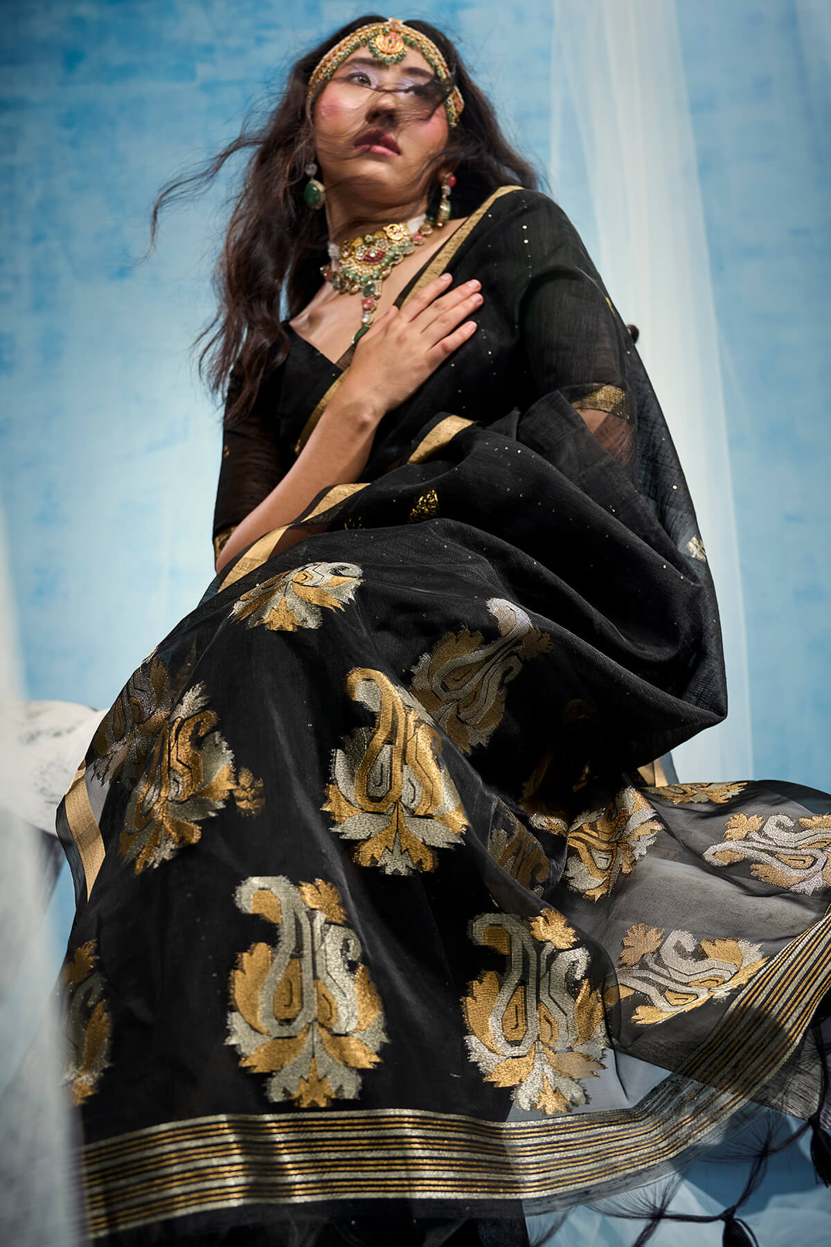 Carbon Black Zari Woven Pure Munga Cotton saree