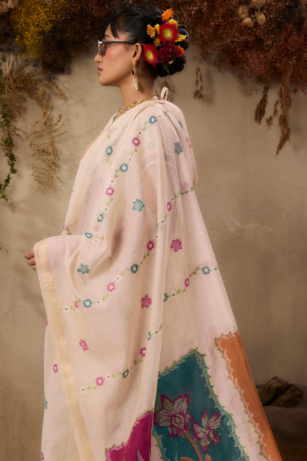Grain Beige Handloom Munga cotton Silk Saree