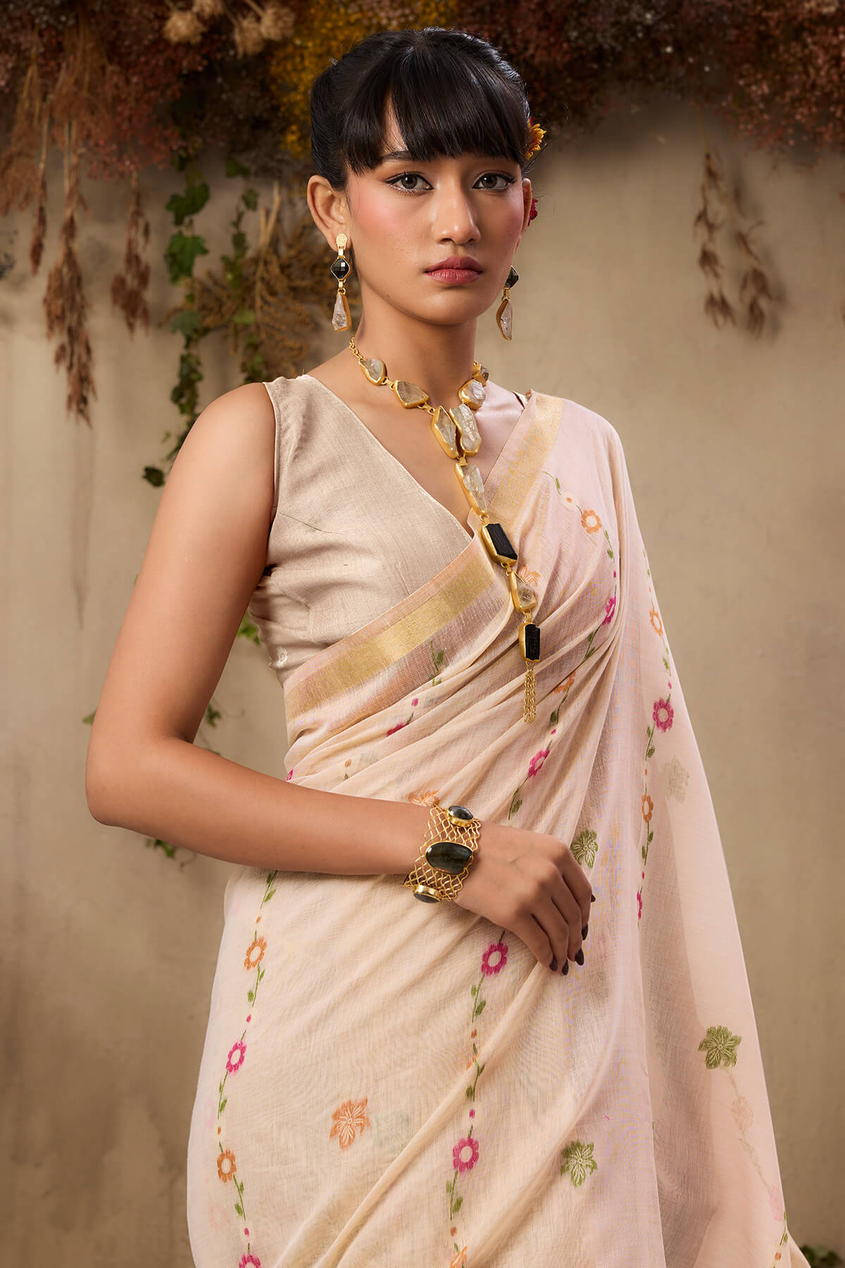Pastel Beige Handloom Munga cotton Silk Saree