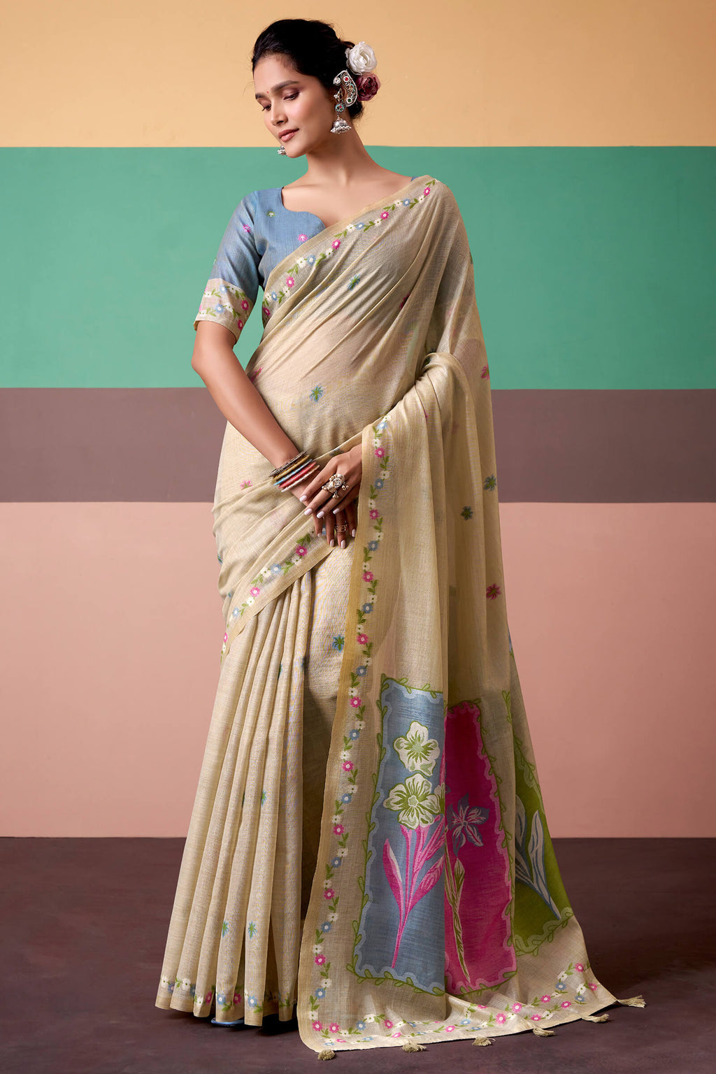 Pavlova Beige Munga Cotton Silk Saree