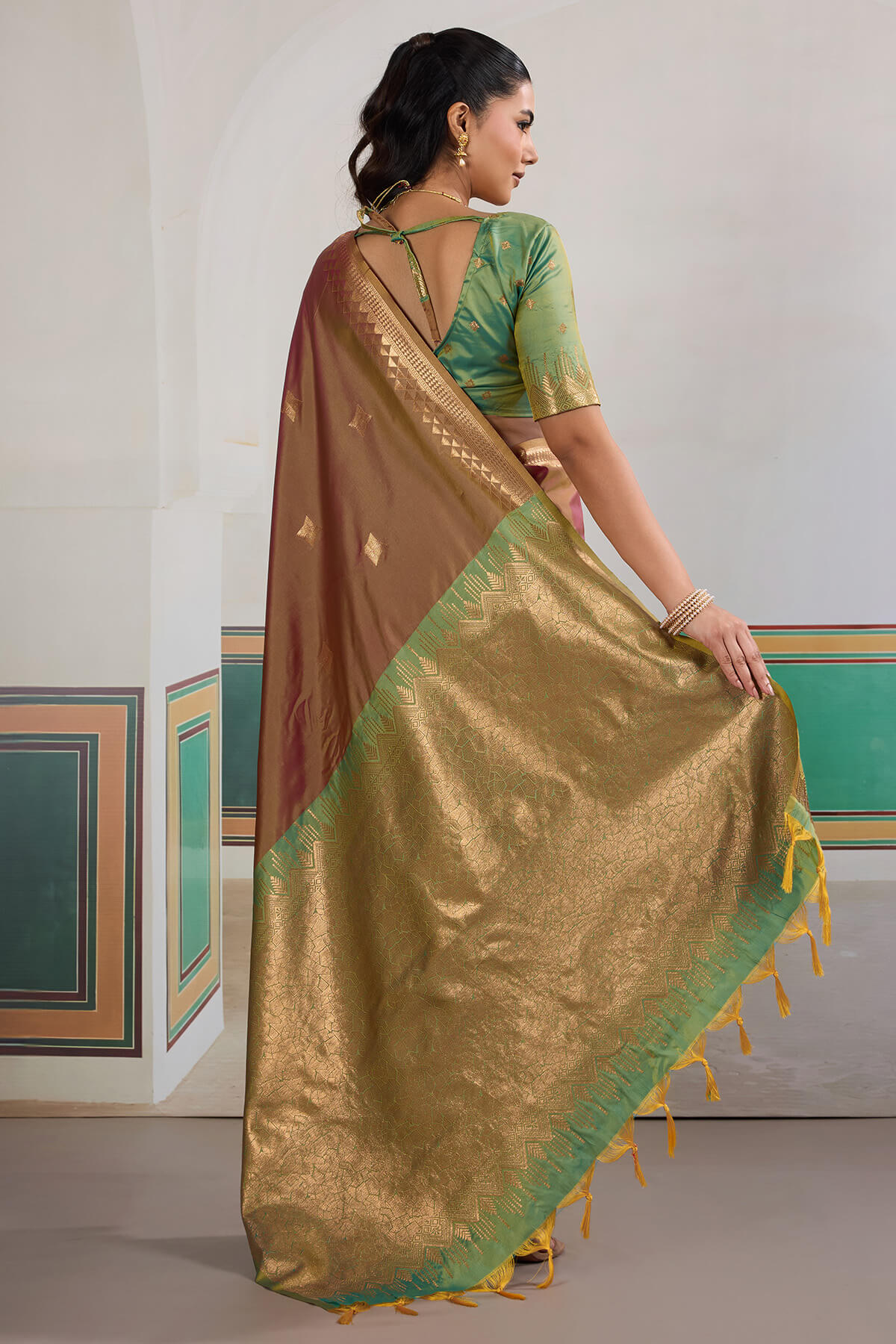 Pinkish Brown Zari Woven Banarasi Silk Saree