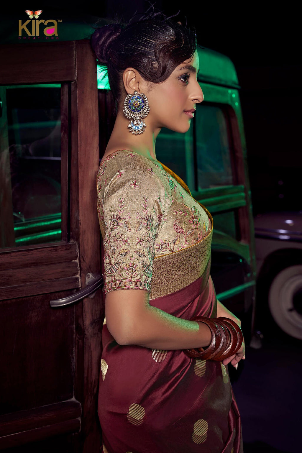 Scarlet Maroon Banarasi Pure Silk Saree with Designer Embroidery Blouse Piece