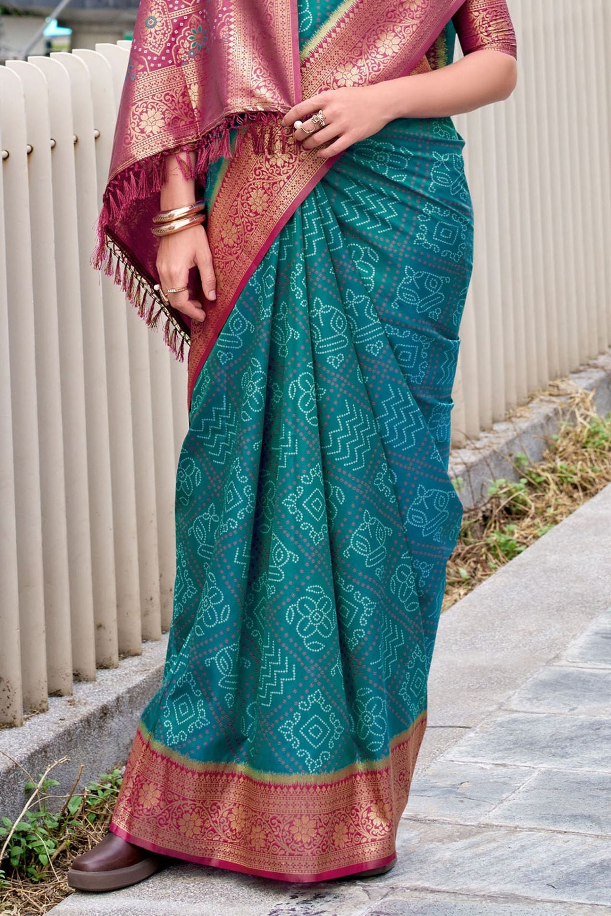 Surfie Green Soft Bandhani Saree