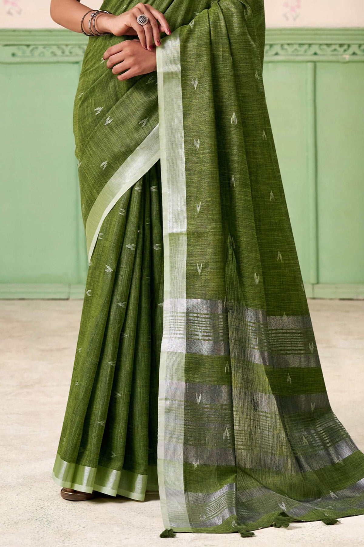 Thatch Green Linen Silk Saree