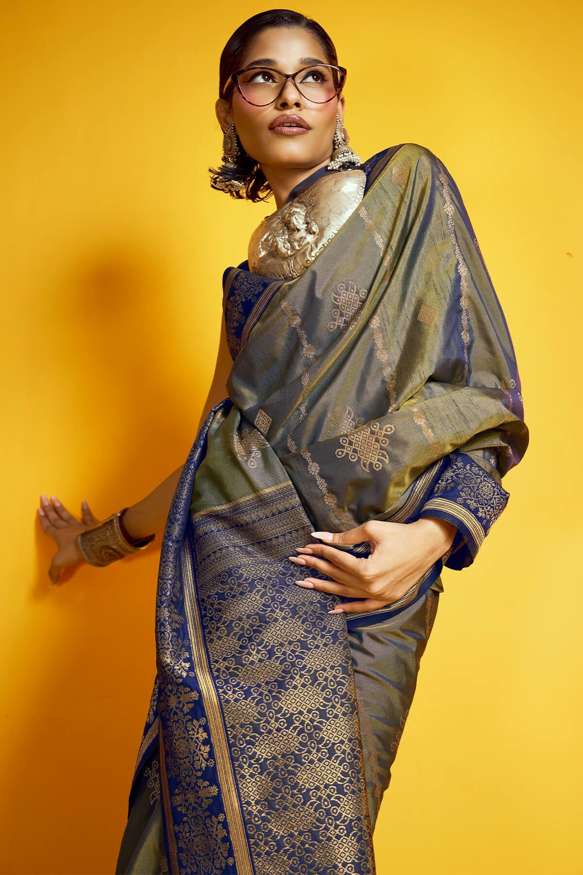Vampire Grey Zari Handloom Soft Banarasi Silk Saree